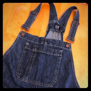 Gap denim shortalls in excellent used condition.